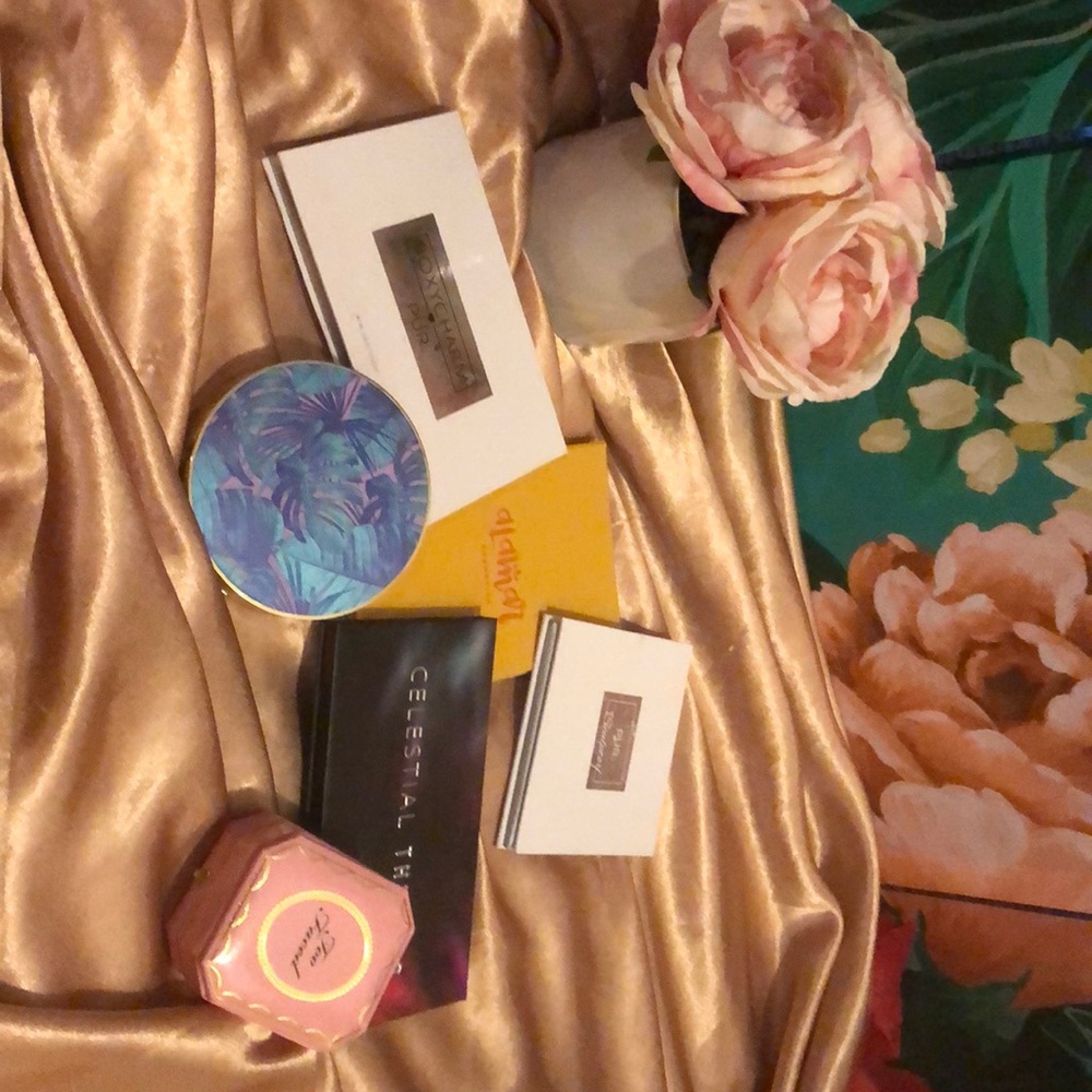 Lot of makeup. Tarte, Pur, too faced and more